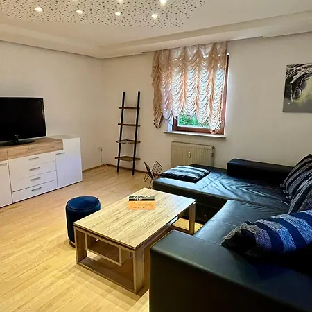 Erdgeschosswohnung Neben Schloss Blutenburg Mit Privatem Garten Munich Extérieur photo